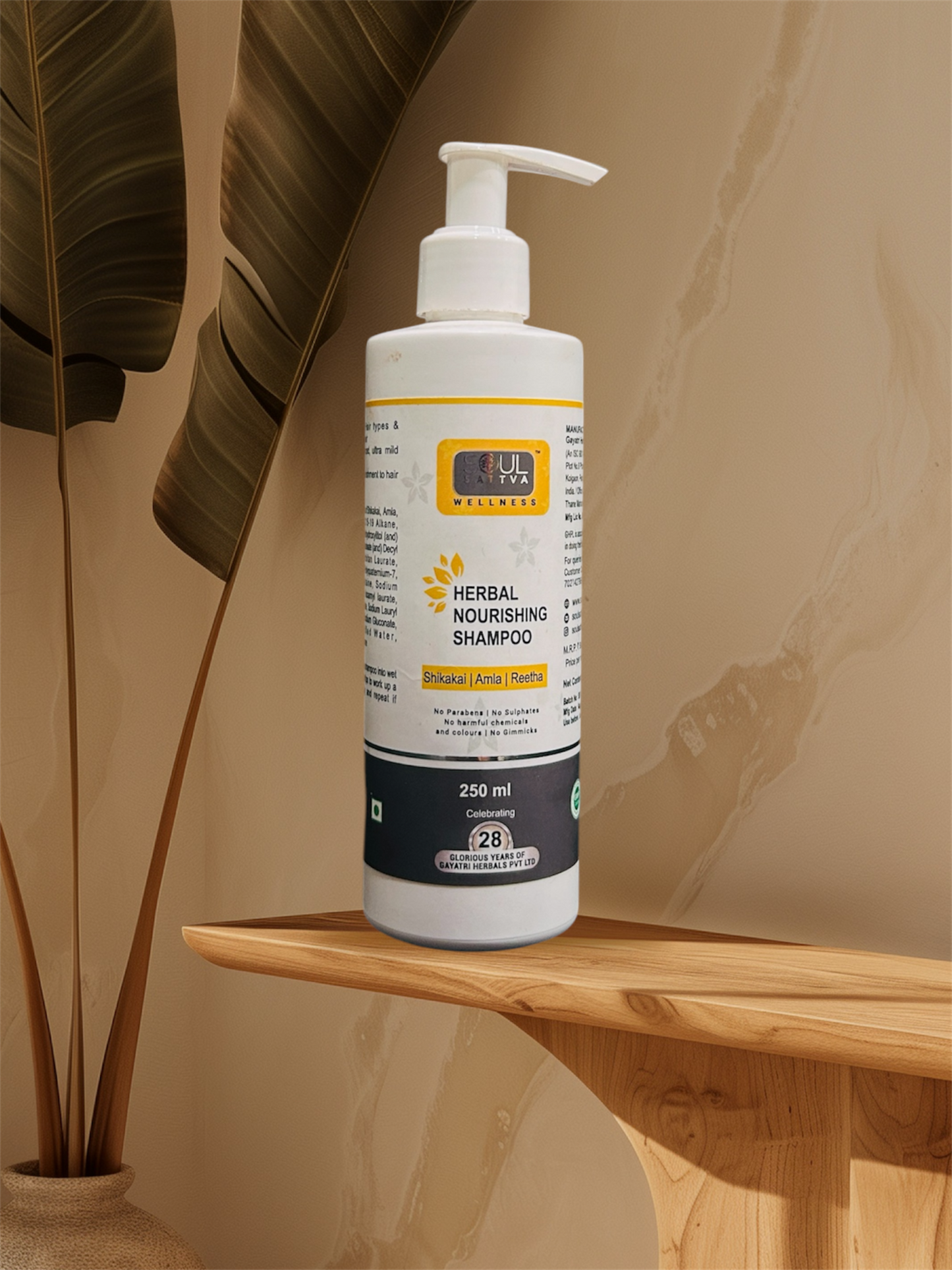 Soul Sattva Herbal Nourishing Shampoo (250ml)