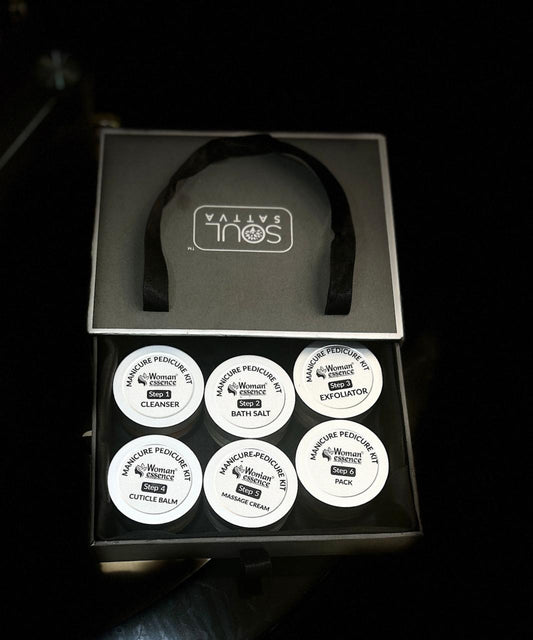 Woman Essence Manicure Pedicure Kit